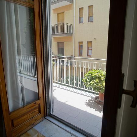 B&B Nonna Misia Salerno Bagian luar foto
