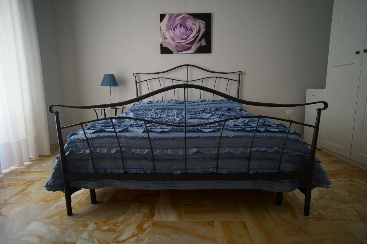 B&B Nonna Misia Salerno Bagian luar foto