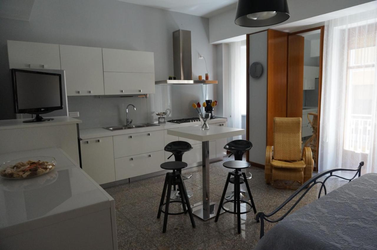 B&B Nonna Misia Salerno Bagian luar foto