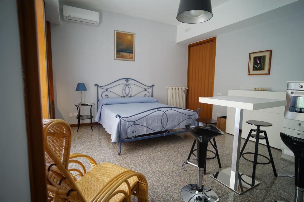 B&B Nonna Misia Salerno Bagian luar foto