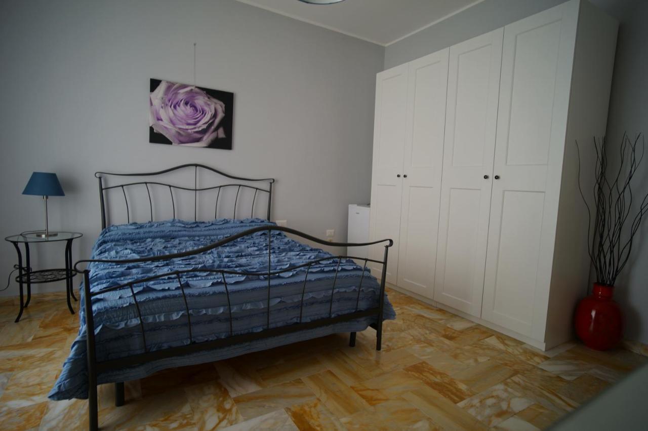 B&B Nonna Misia Salerno Bagian luar foto