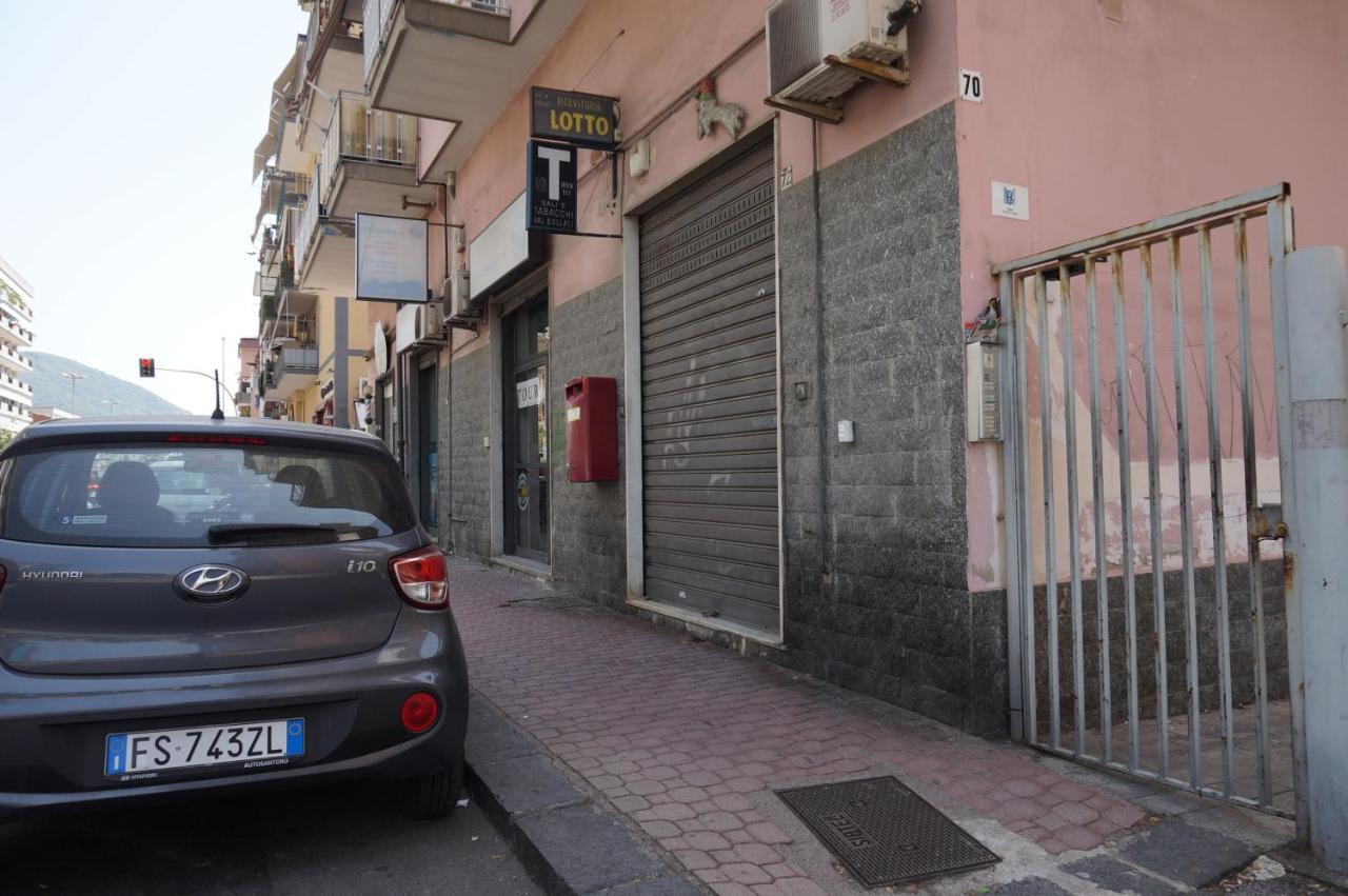 B&B Nonna Misia Salerno Bagian luar foto